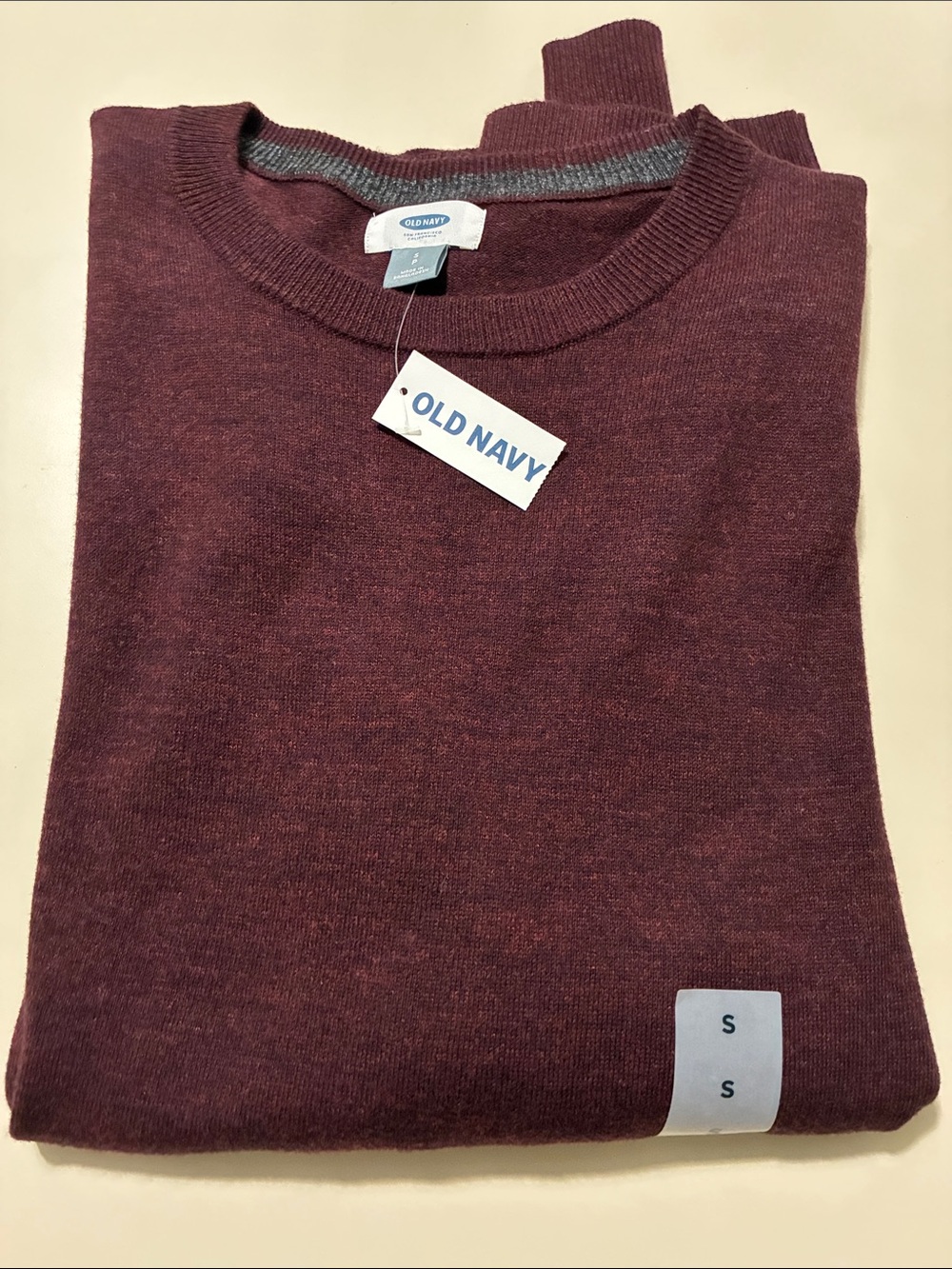 Old Navy Women's Burgundy Crewneck Sweater